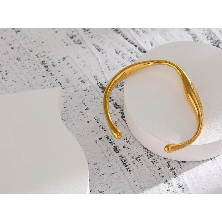 Caelinna Gold Plated Bracelet - Stellise