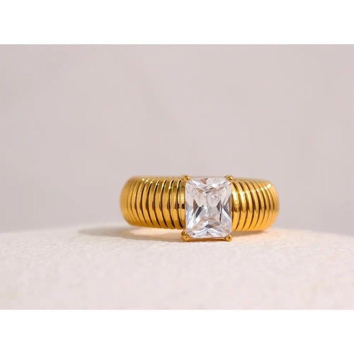 Elaraia Gold Plated Ring - Stellise