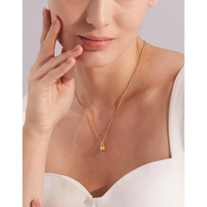 Avelore Gold Plated Necklace - Stellise